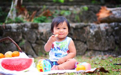 toddler at a picnic 