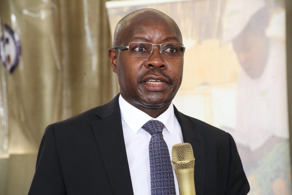 Mr. Pius Wakabi Kasaijja, The Permanent Secretary, Ministry of Agriculture, Animal Industry and Fisheries (MAAIF) speaking at the launch-image copyright CABI