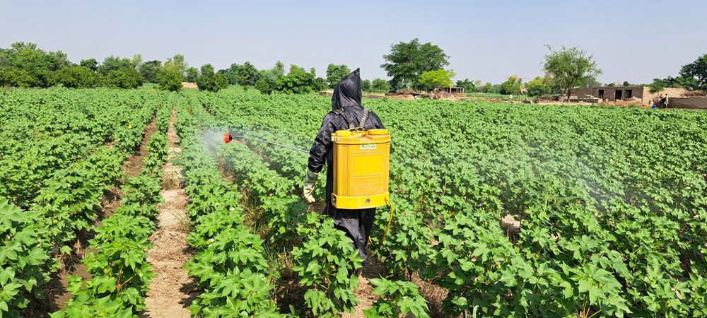 Crop sprayerjpg